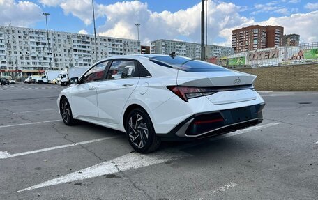 Hyundai Elantra, 2024 год, 2 690 000 рублей, 4 фотография