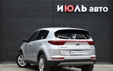 KIA Sportage IV рестайлинг, 2018 год, 2 430 000 рублей, 5 фотография