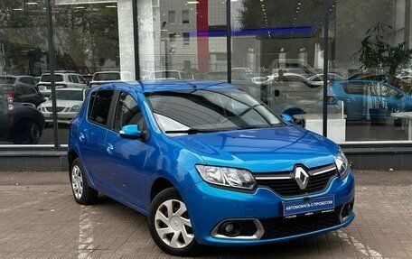 Renault Sandero II рестайлинг, 2016 год, 832 000 рублей, 3 фотография