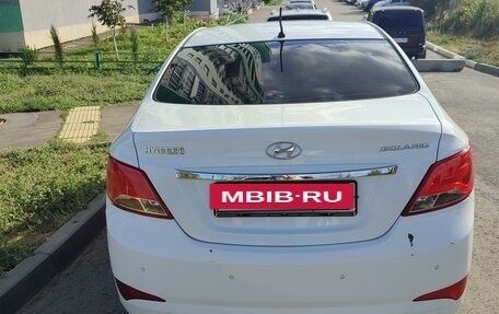 Hyundai Solaris II рестайлинг, 2014 год, 1 300 000 рублей, 3 фотография