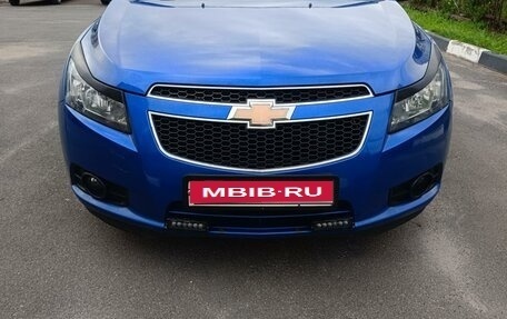 Chevrolet Cruze II, 2011 год, 800 000 рублей, 1 фотография