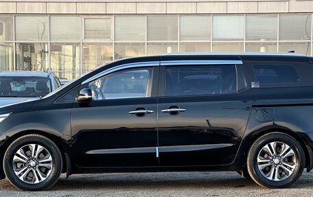 KIA Carnival III, 2019 год, 3 580 000 рублей, 4 фотография