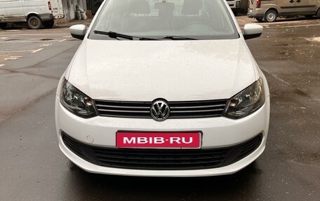 Volkswagen Polo VI (EU Market), 2013 год, 675 000 рублей, 1 фотография