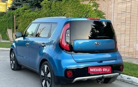 KIA Soul II рестайлинг, 2018 год, 1 985 000 рублей, 6 фотография