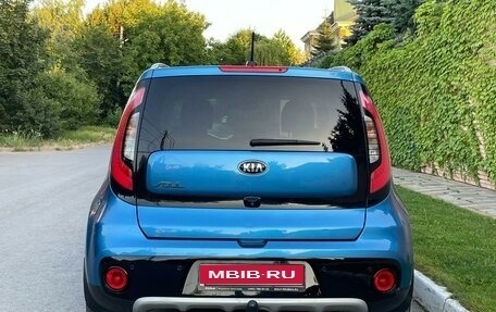 KIA Soul II рестайлинг, 2018 год, 1 985 000 рублей, 5 фотография