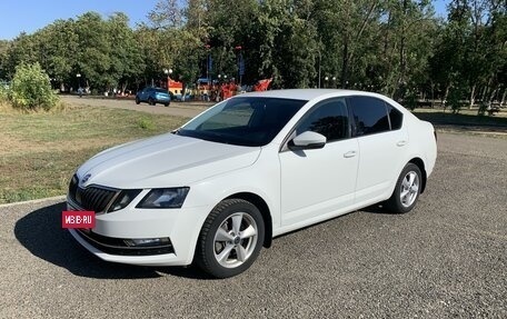 Skoda Octavia, 2017 год, 1 799 000 рублей, 2 фотография