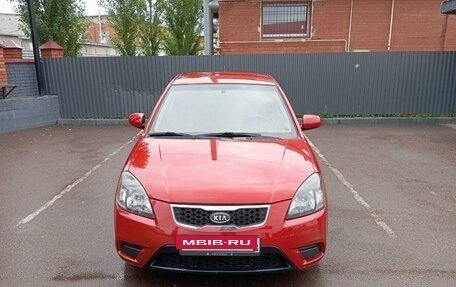 KIA Rio II, 2010 год, 700 000 рублей, 2 фотография