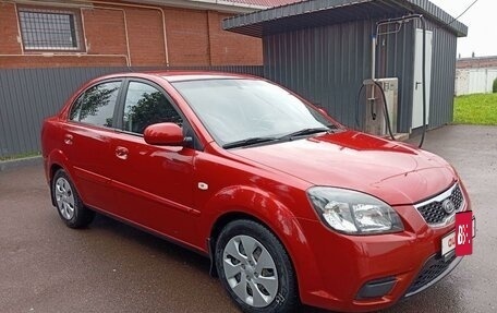 KIA Rio II, 2010 год, 700 000 рублей, 3 фотография