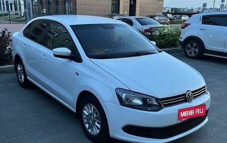 Volkswagen Polo VI (EU Market), 2014 год, 825 000 рублей, 3 фотография