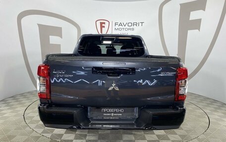 Mitsubishi L200 IV рестайлинг, 2023 год, 3 790 800 рублей, 3 фотография