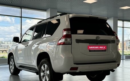 Toyota Land Cruiser Prado 150 рестайлинг 2, 2015 год, 3 485 000 рублей, 7 фотография