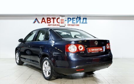 Volkswagen Jetta VI, 2010 год, 689 000 рублей, 4 фотография