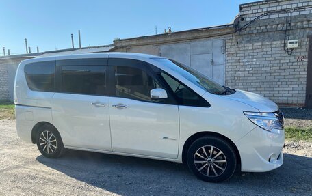 Nissan Serena IV, 2015 год, 1 850 000 рублей, 5 фотография