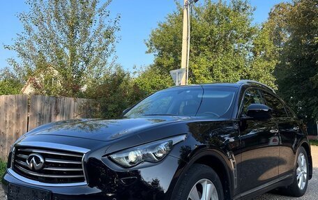 Infiniti QX70, 2016 год, 2 780 000 рублей, 2 фотография