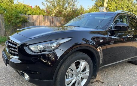 Infiniti QX70, 2016 год, 2 780 000 рублей, 5 фотография