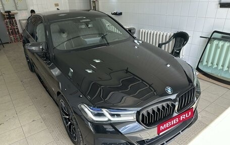 BMW 5 серия, 2020 год, 6 250 000 рублей, 2 фотография