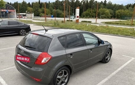 KIA cee'd I рестайлинг, 2010 год, 870 000 рублей, 3 фотография