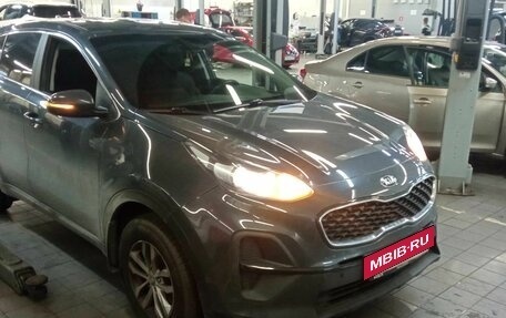 KIA Sportage IV рестайлинг, 2021 год, 2 415 000 рублей, 2 фотография