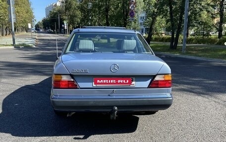 Mercedes-Benz W124, 1990 год, 1 030 000 рублей, 7 фотография