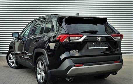 Toyota RAV4, 2021 год, 3 933 000 рублей, 6 фотография