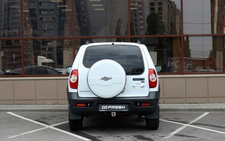 Chevrolet Niva I рестайлинг, 2018 год, 928 000 рублей, 4 фотография