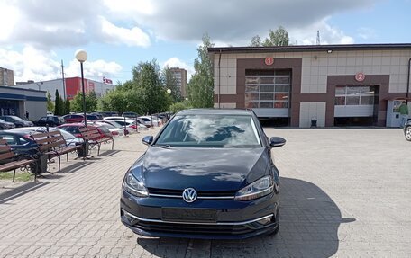 Volkswagen Golf VII, 2019 год, 1 950 000 рублей, 2 фотография