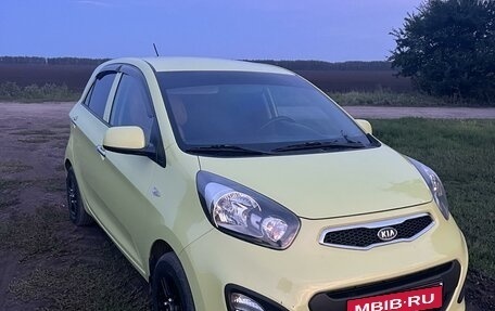 KIA Picanto II, 2011 год, 899 000 рублей, 3 фотография