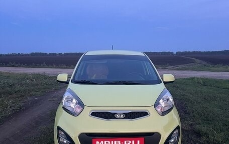 KIA Picanto II, 2011 год, 899 000 рублей, 2 фотография