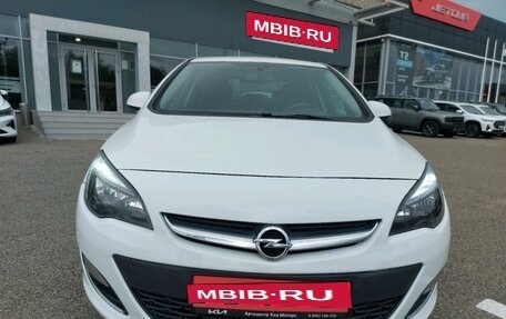 Opel Astra J, 2013 год, 1 050 000 рублей, 2 фотография