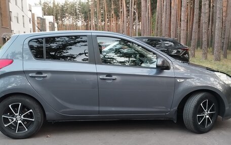 Hyundai i20 IB рестайлинг, 2010 год, 710 000 рублей, 5 фотография