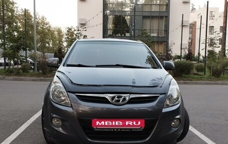 Hyundai i20 IB рестайлинг, 2010 год, 710 000 рублей, 3 фотография