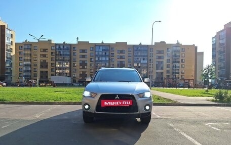 Mitsubishi Outlander III рестайлинг 3, 2011 год, 1 250 000 рублей, 3 фотография