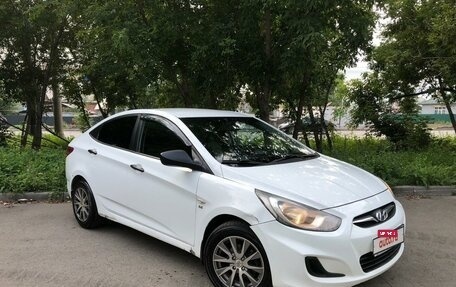 Hyundai Solaris II рестайлинг, 2011 год, 780 000 рублей, 4 фотография