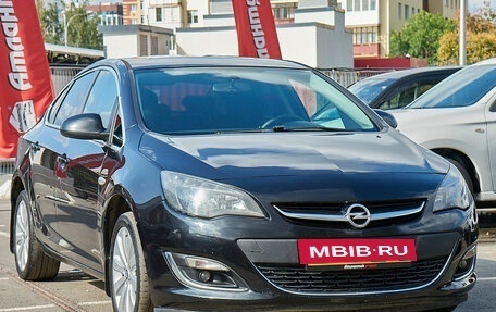 Opel Astra J, 2014 год, 905 000 рублей, 3 фотография