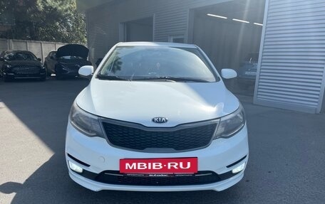 KIA Rio III рестайлинг, 2017 год, 1 215 000 рублей, 2 фотография