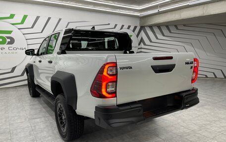 Toyota Hilux VIII, 2024 год, 6 950 000 рублей, 2 фотография