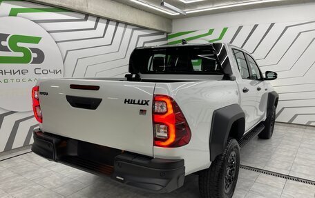 Toyota Hilux VIII, 2024 год, 6 950 000 рублей, 4 фотография