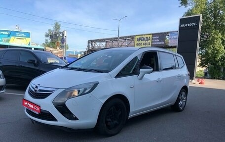 Opel Zafira C рестайлинг, 2014 год, 1 299 000 рублей, 1 фотография