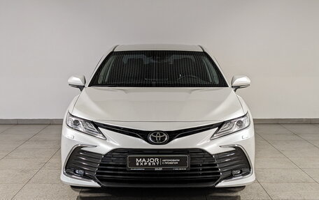 Toyota Camry, 2022 год, 4 250 000 рублей, 2 фотография