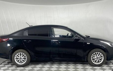 KIA Rio IV, 2019 год, 1 590 000 рублей, 4 фотография