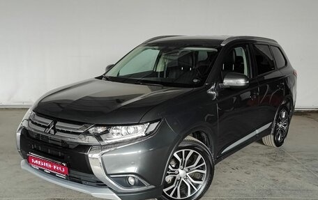 Mitsubishi Outlander III рестайлинг 3, 2018 год, 2 750 000 рублей, 1 фотография