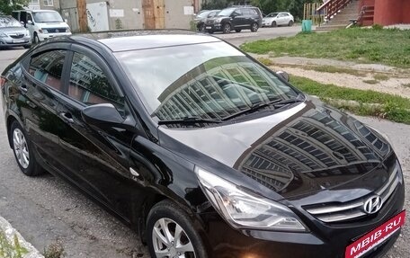 Hyundai Solaris II рестайлинг, 2015 год, 1 150 000 рублей, 3 фотография