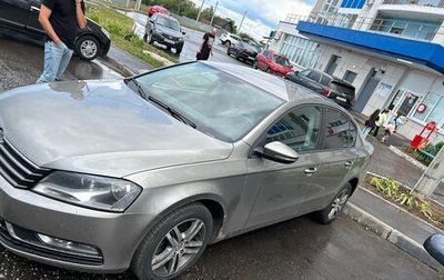 Volkswagen Passat B7, 2011 год, 980 000 рублей, 1 фотография