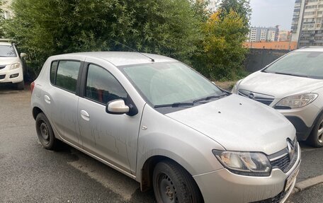 Renault Sandero II рестайлинг, 2015 год, 900 000 рублей, 5 фотография