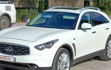 Infiniti FX II, 2011 год, 2 050 000 рублей, 3 фотография