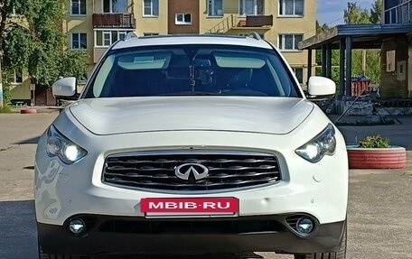 Infiniti FX II, 2011 год, 2 050 000 рублей, 4 фотография