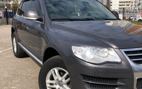 Volkswagen Touareg III, 2009 год, 1 090 000 рублей, 1 фотография