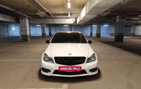 Mercedes-Benz C-Класс, 2012 год, 1 850 000 рублей, 3 фотография