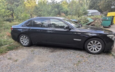 BMW 7 серия, 2011 год, 1 900 000 рублей, 3 фотография