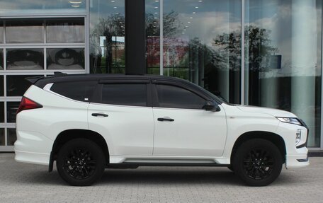 Mitsubishi Montero Sport, 2022 год, 4 600 200 рублей, 3 фотография